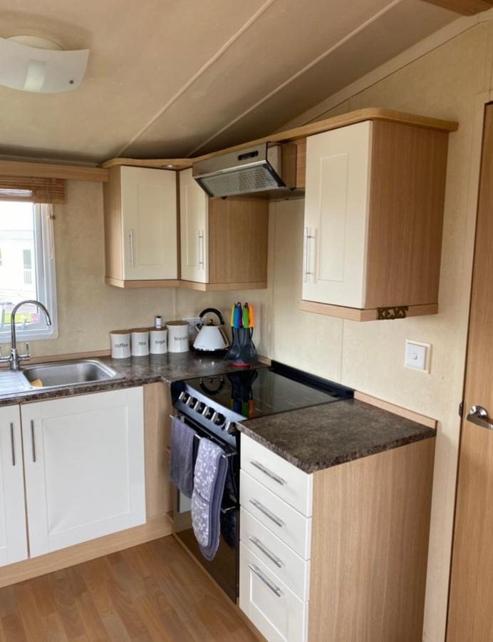Cosy Caravan Кингстън ъпон Хъл Екстериор снимка