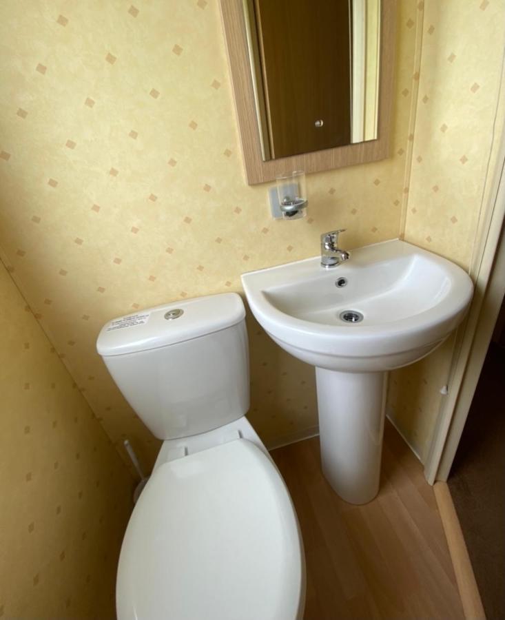 Cosy Caravan Кингстън ъпон Хъл Екстериор снимка